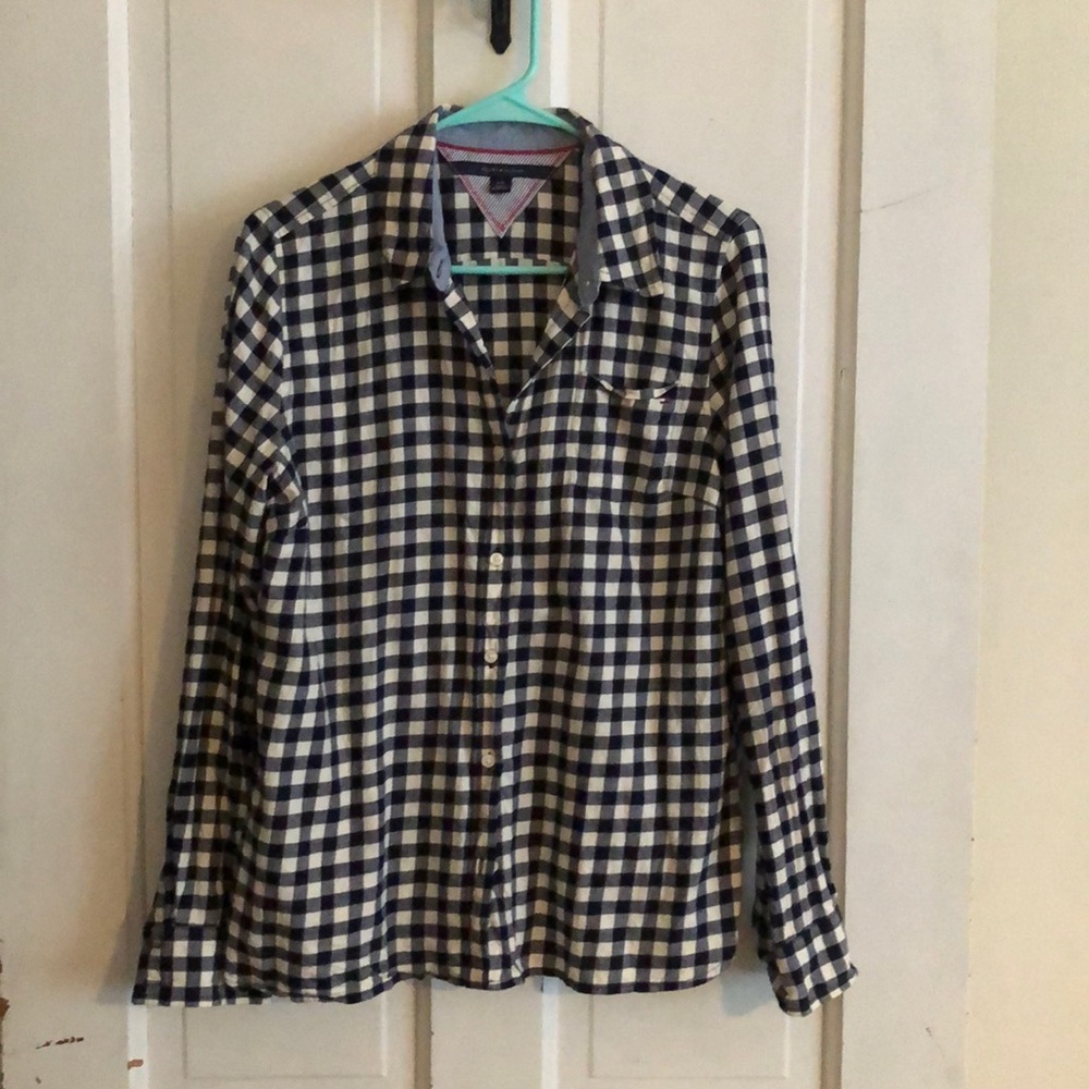Tommy Hilfiger button up